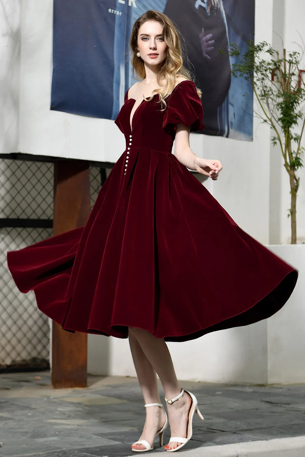 A Line Jewel Velvet Wine Prom Dresses Short Sleeves