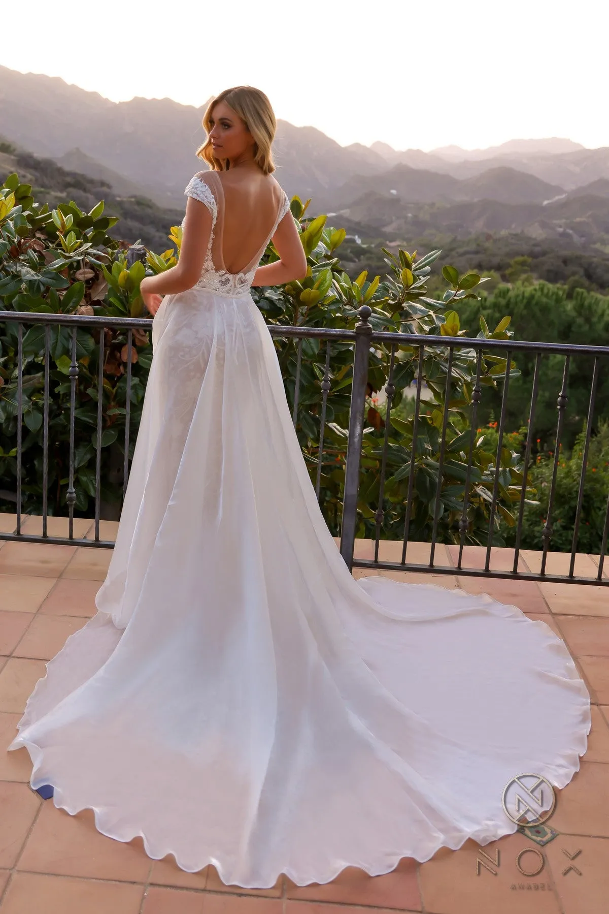 Beaded Cap Sleeve Bridal Overskirt Wedding Dress_JE995L