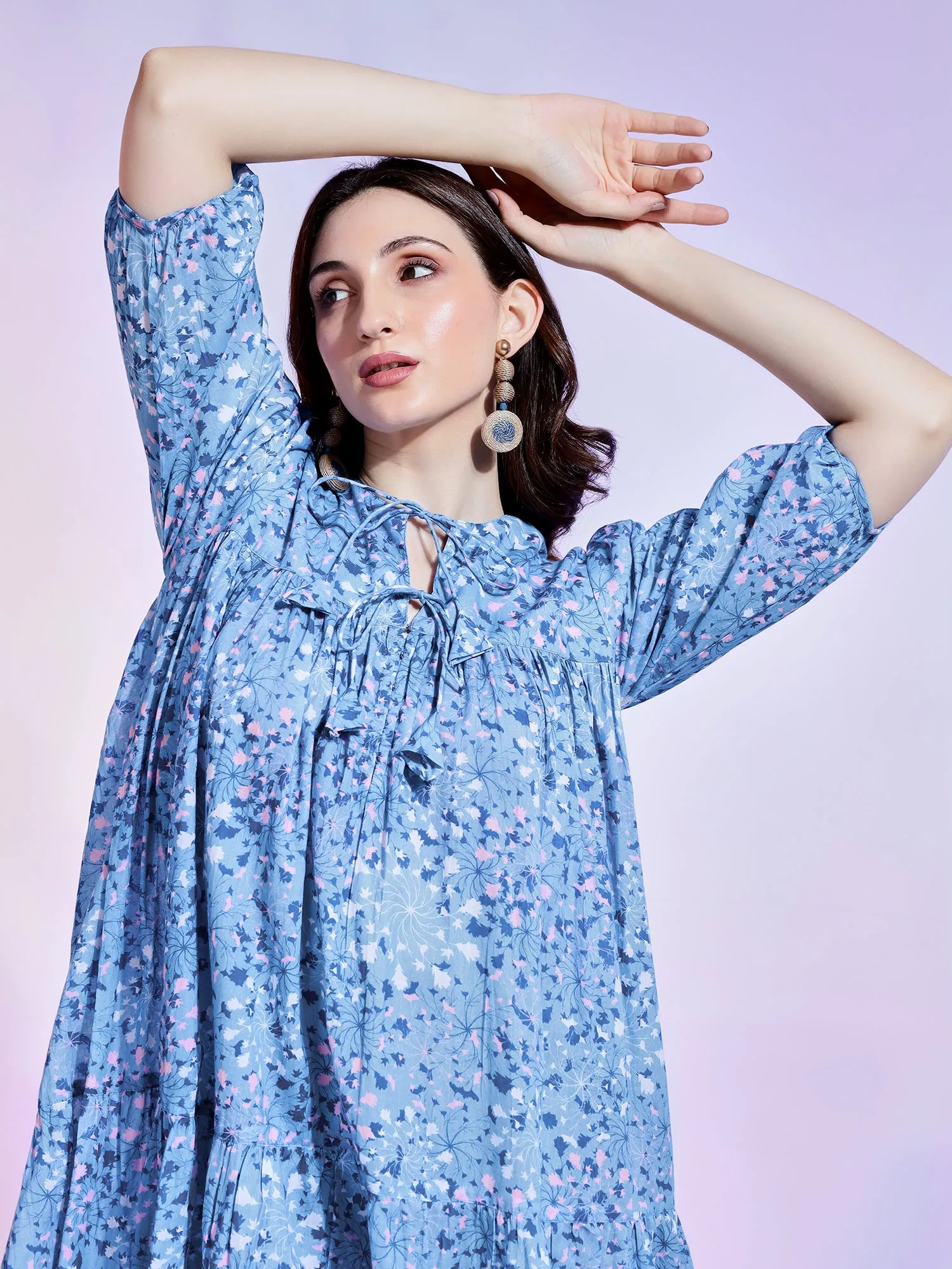 Blue Floral Casual Dress Mini with Chic Three-Quarter Sleeves