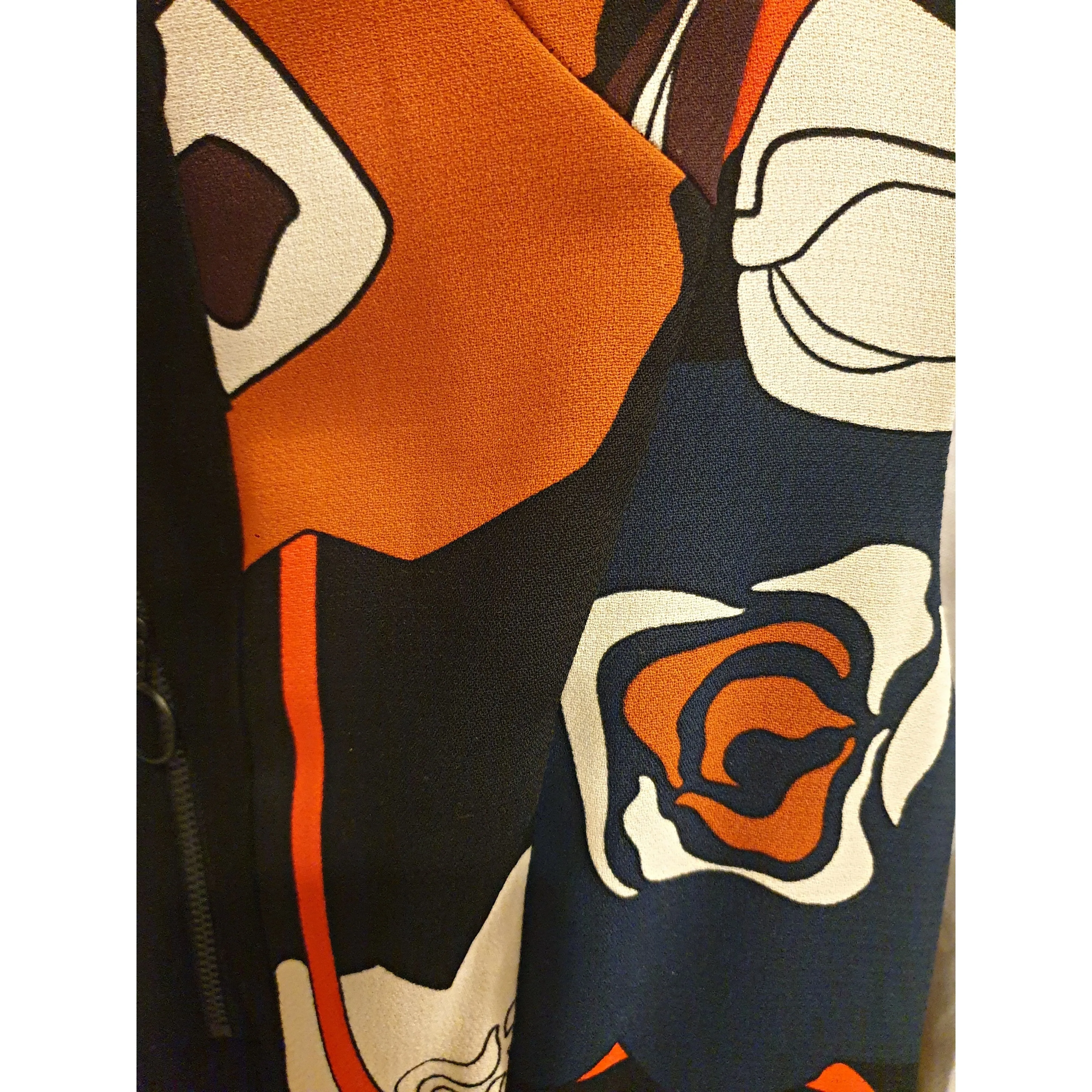 Cue fabulous 60s inspired sleeveless dress size 8