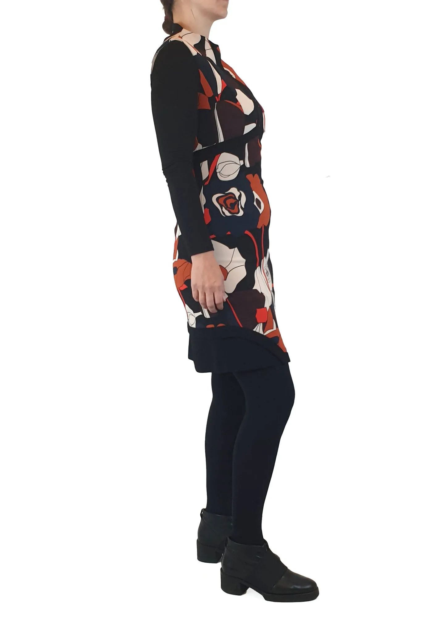 Cue fabulous 60s inspired sleeveless dress size 8