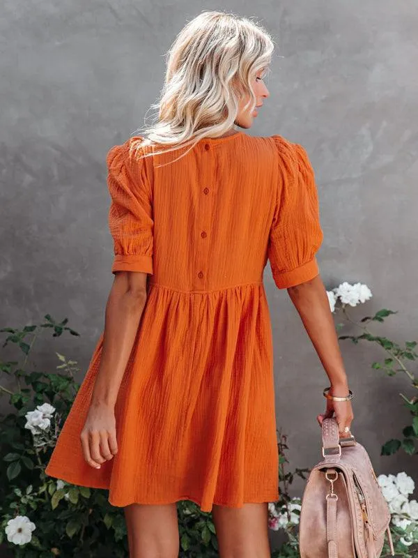 Effortlessly Elegant Women's Dress for Spring and Summer in Lightweight Polyester-Cotton Blend