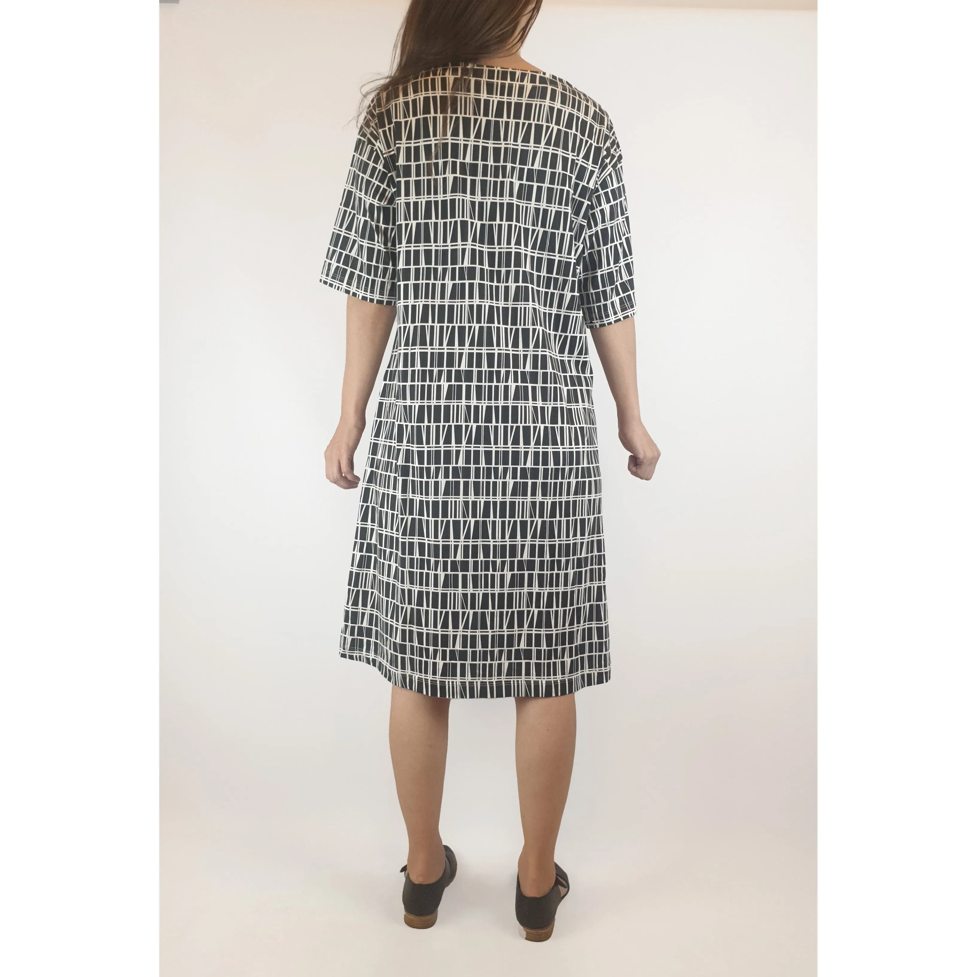 Finlayson x Uniqlo preloved black and white oversize tee shirt dress size XS (best fits size 8)