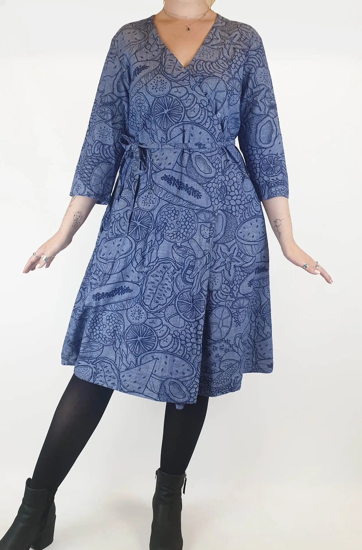 Gorman blue long sleeve dress with subtle fruit print size 12