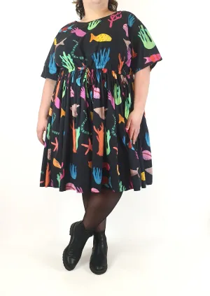 Jericho Road black dress with sea flora and fauna print size 22