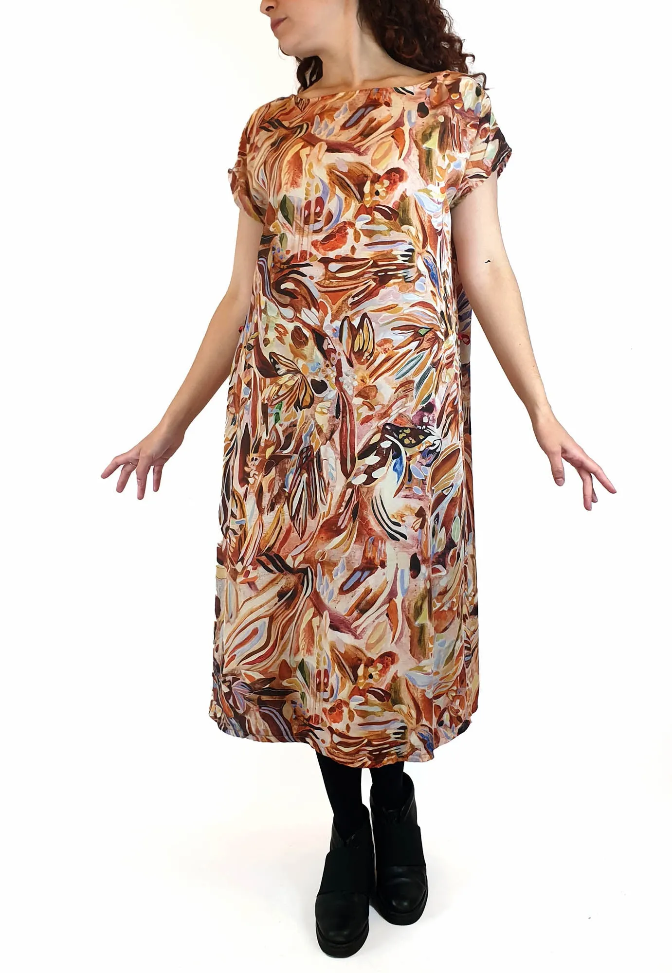 Kuwaii beautiful autumnal print dress size 10