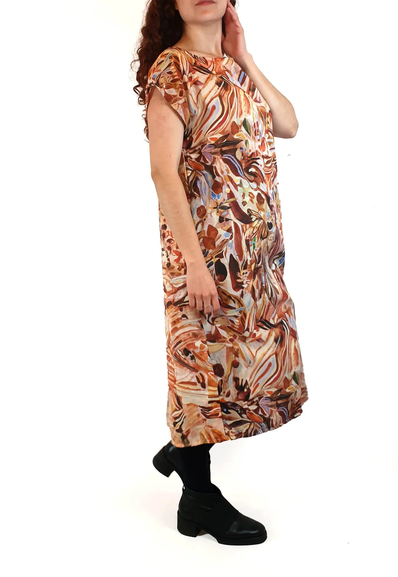 Kuwaii beautiful autumnal print dress size 10