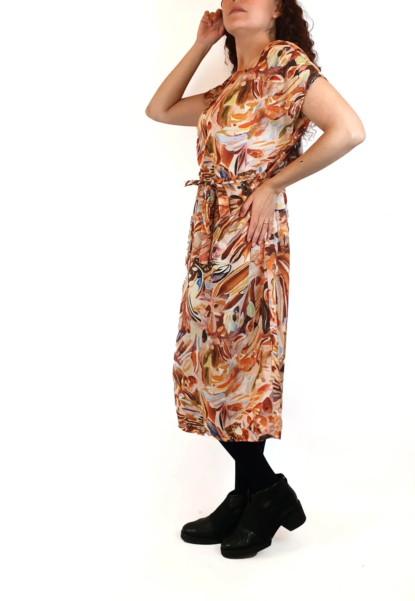 Kuwaii beautiful autumnal print dress size 10
