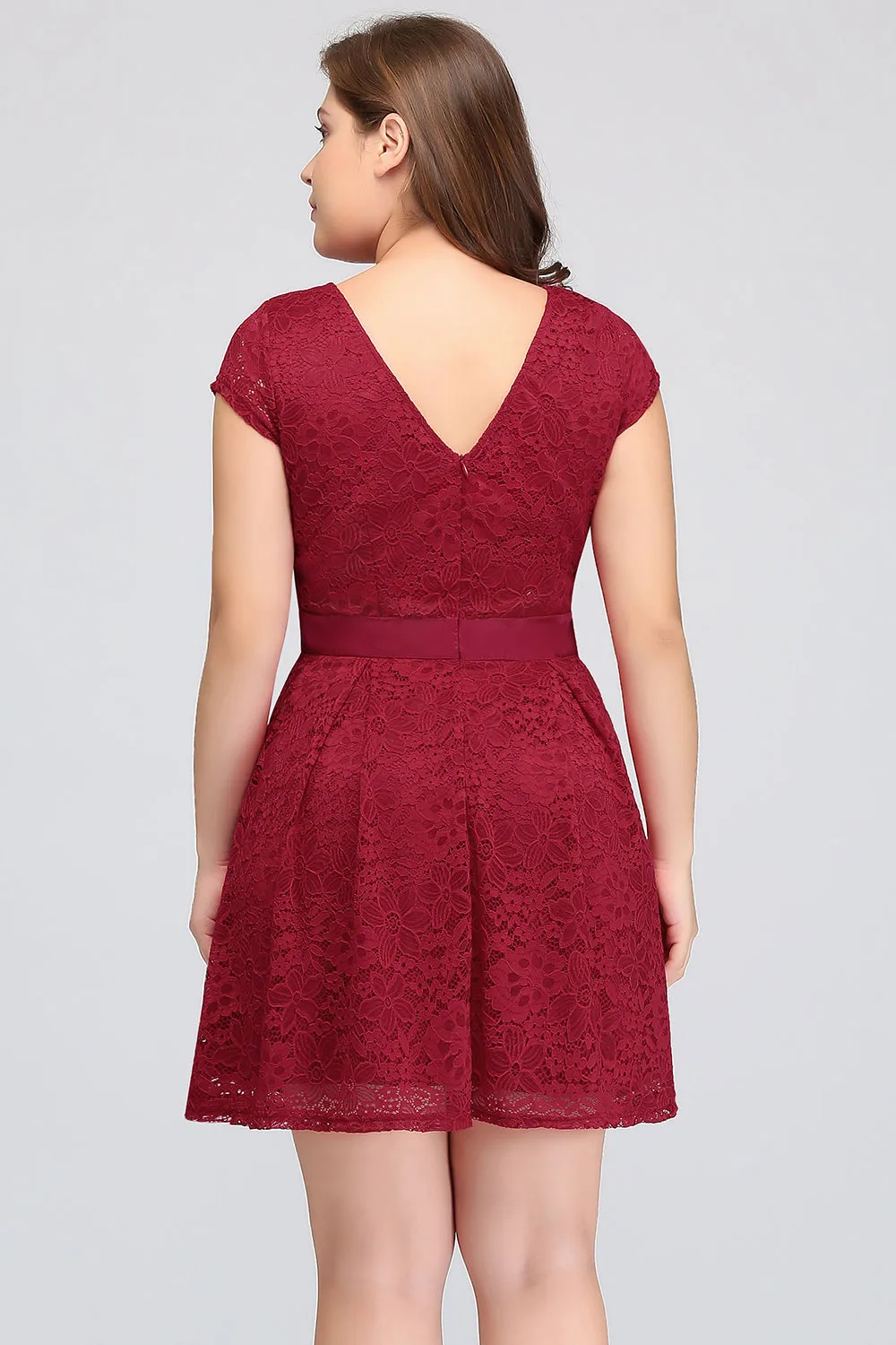 Plus Size Short A-line Bowknot Lace Bridesmaid Dress With Sleeves