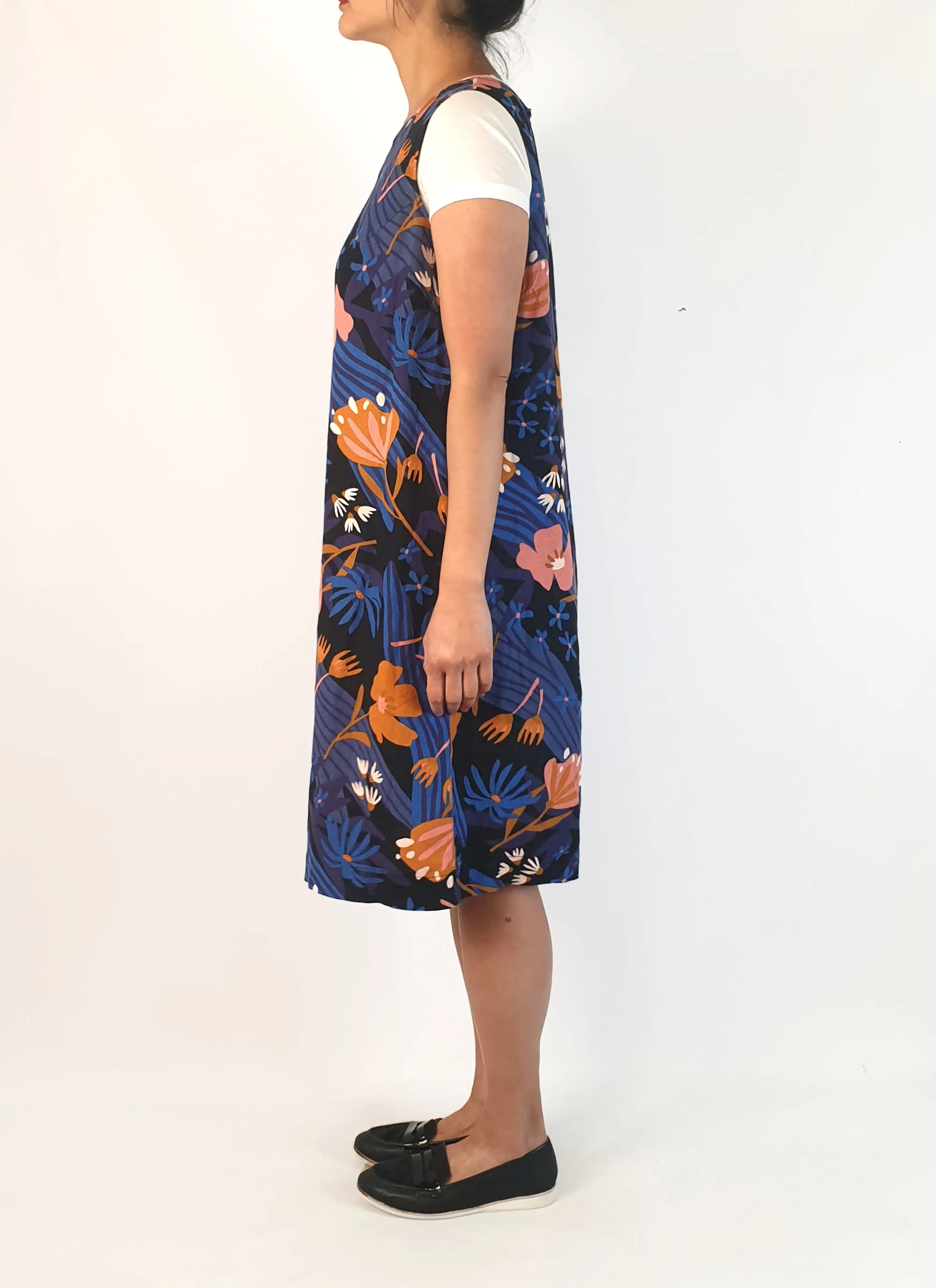 Princess Highway blue-based floral linen mix dress size 10