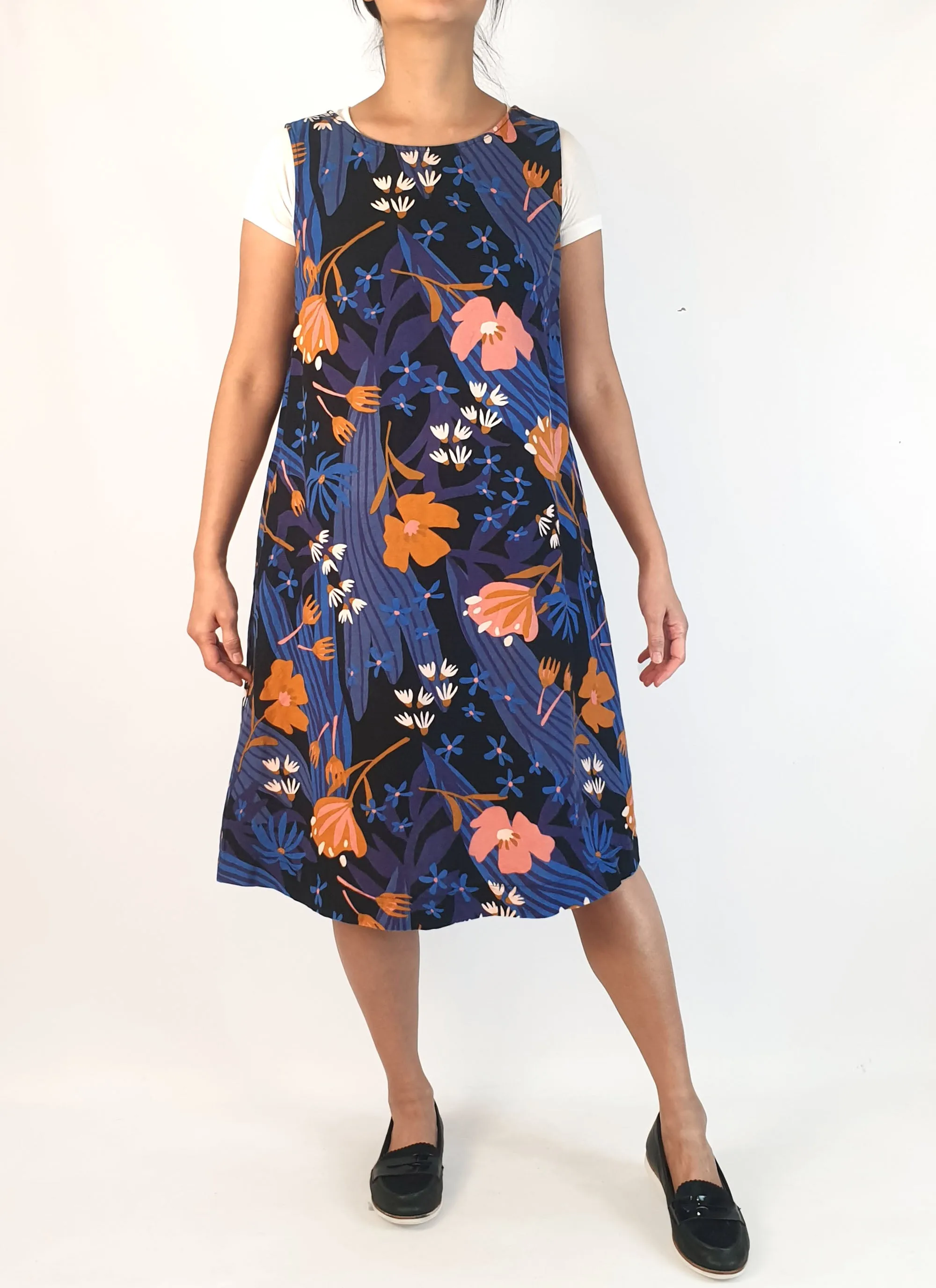 Princess Highway blue-based floral linen mix dress size 10