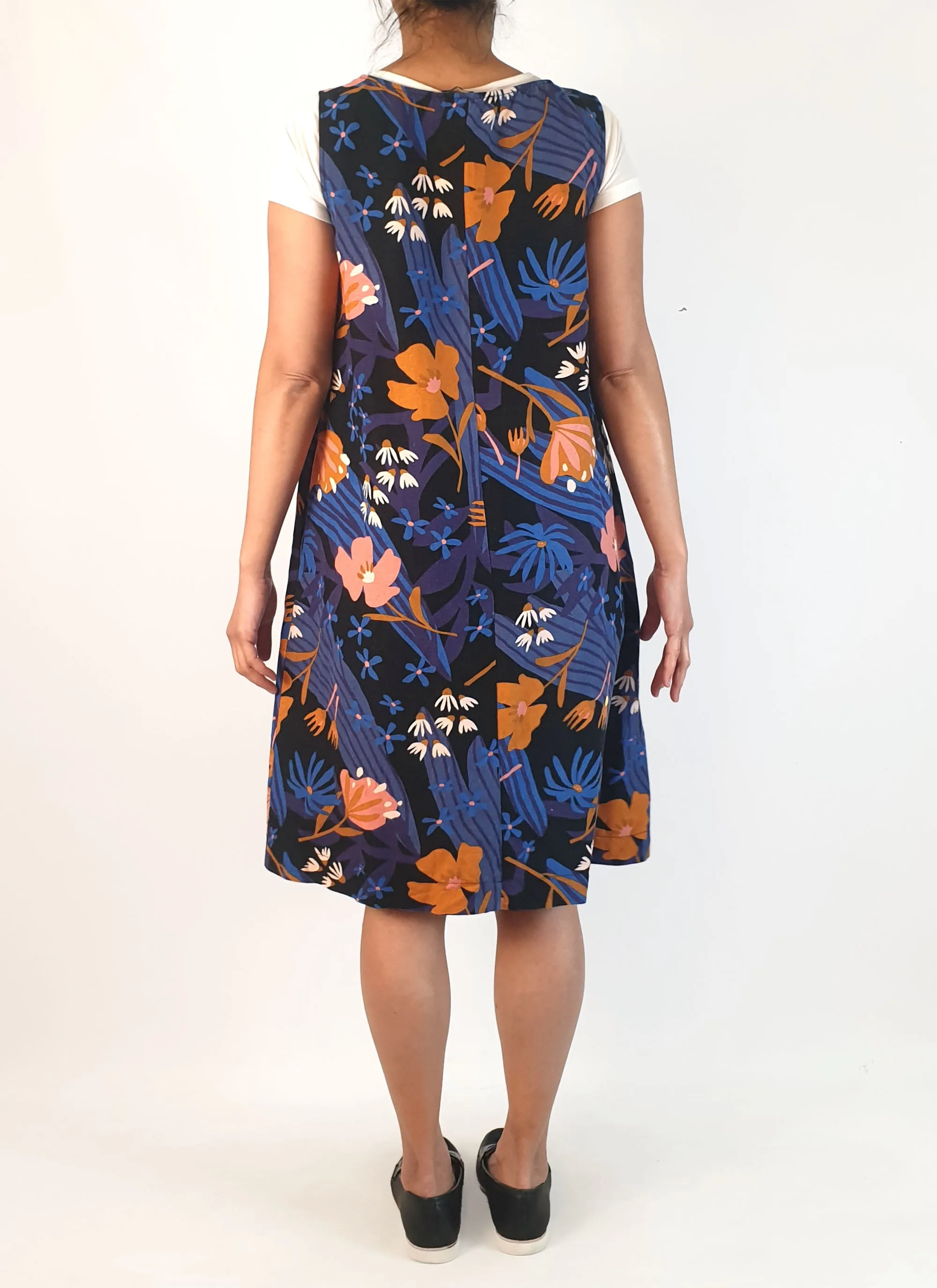 Princess Highway blue-based floral linen mix dress size 10