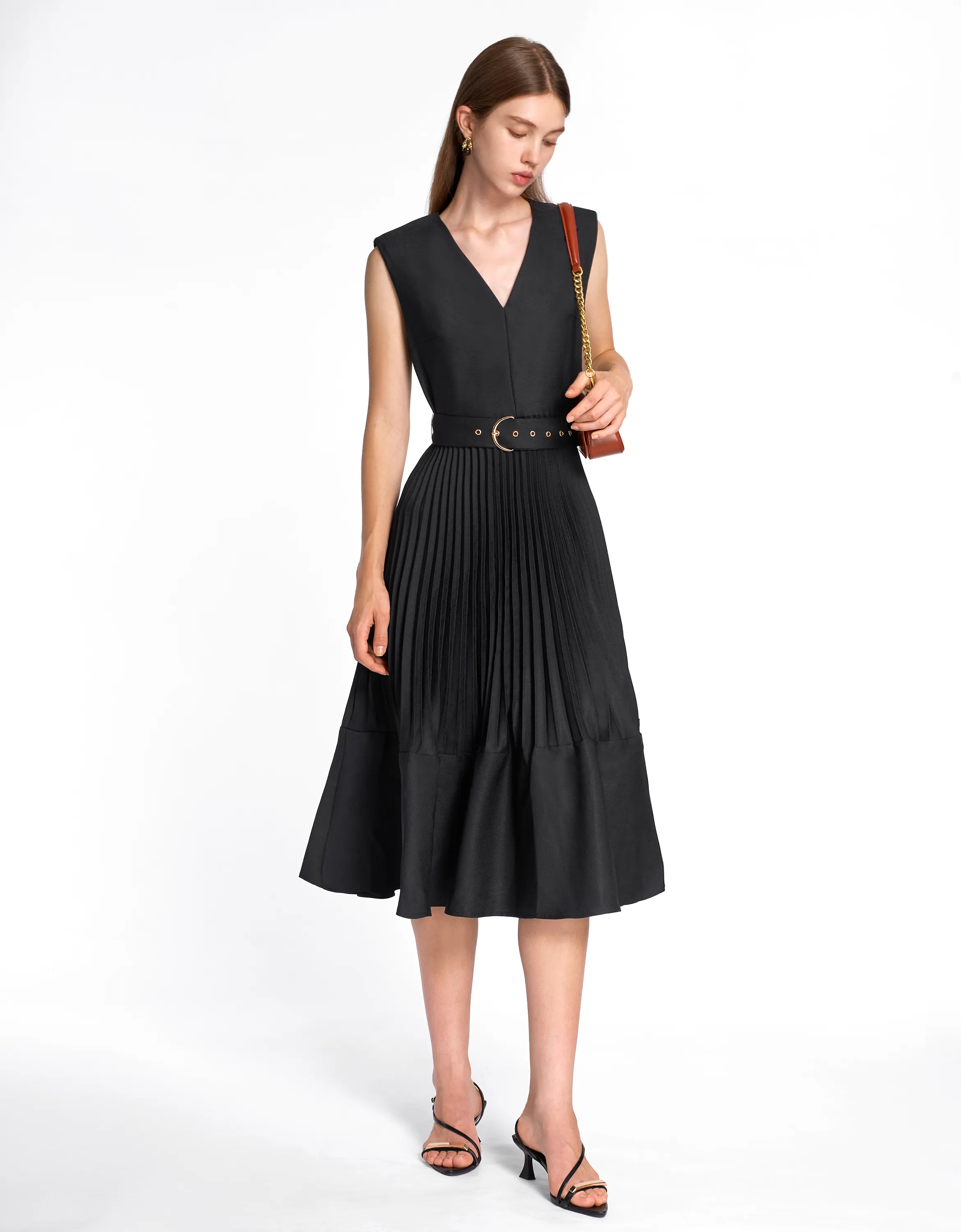 Sleeveless V-neck Pleated Midi Dress
