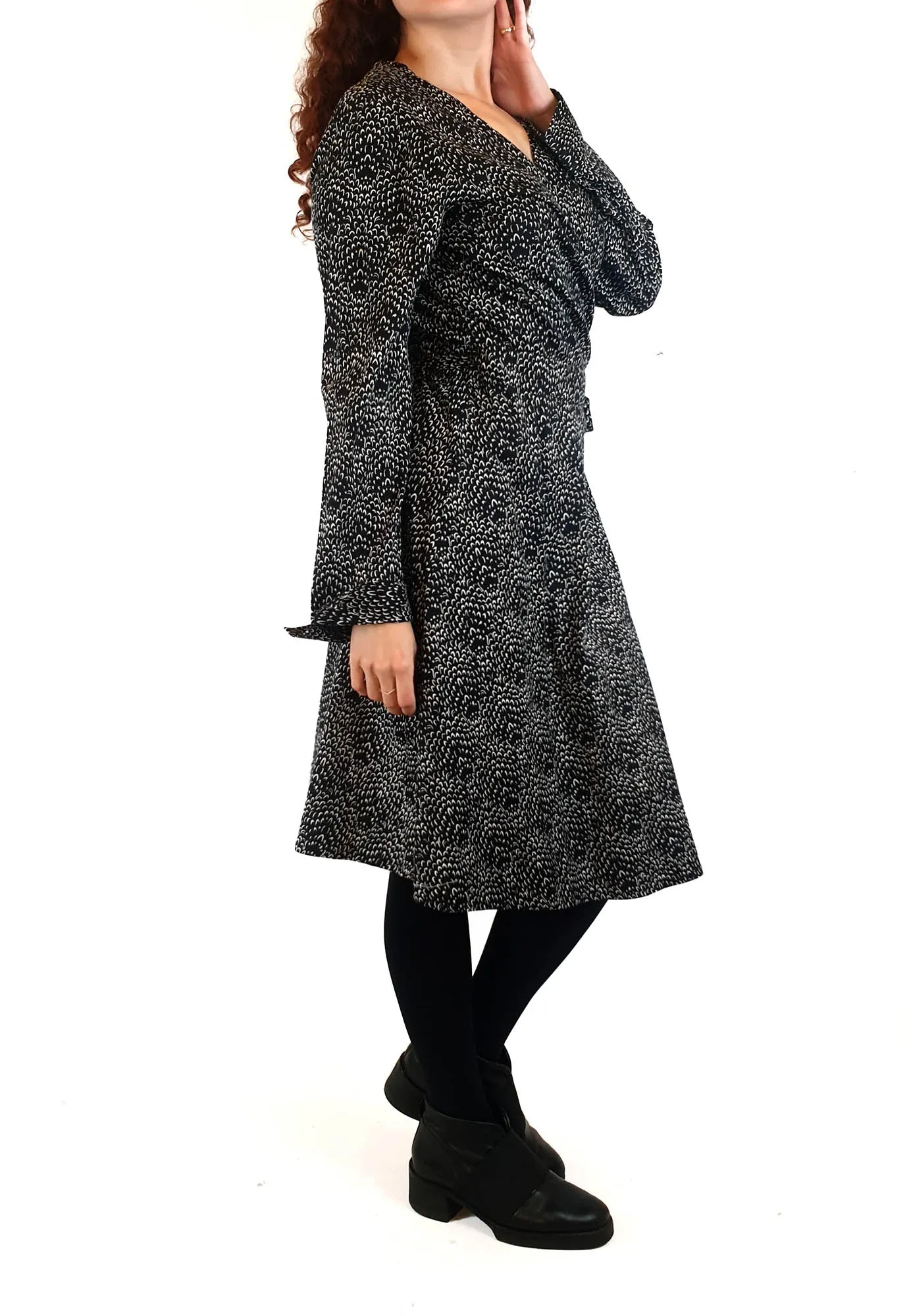 That Bird Label black print wrap style long sleeve dress size 10